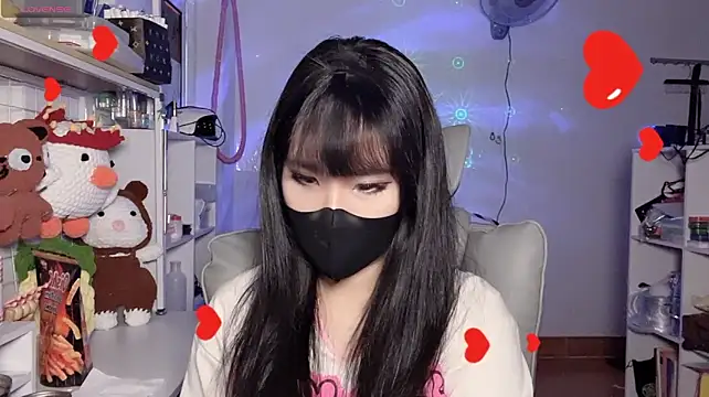Tieu-May live cam on StripChat