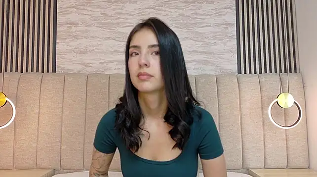 giapearl25 live cam on StripChat