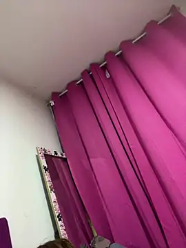 Jouemandannie live cam on StripChat