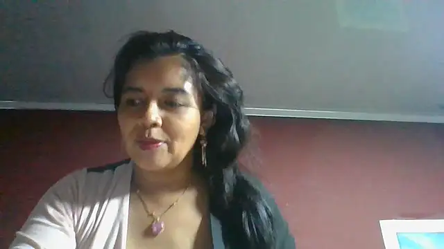 DianaOchoa_ live cam on StripChat