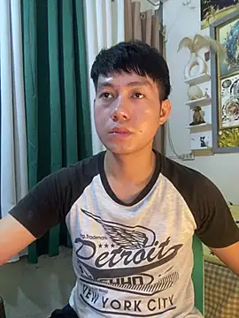 xshyboyx live cam on StripChat