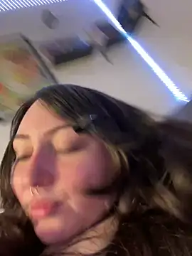 Evemeqt live cam on StripChat