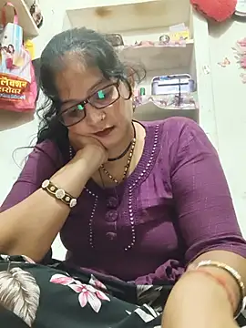 Mohni_love live cam on StripChat