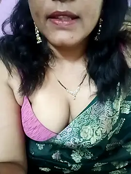 Zaara-Rose live cam on StripChat