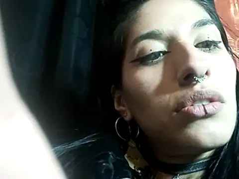 FRANCHESCA_LOVE_ live cam on StripChat