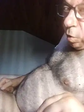 AIDIl63 live cam on StripChat