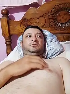 arnaldof50 live cam on StripChat