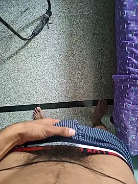 Rocky-badboy_cum4me live cam on StripChat