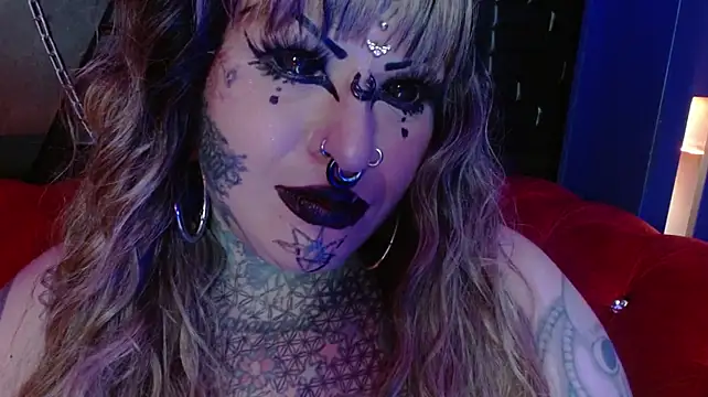 Venus_Rock live cam on StripChat