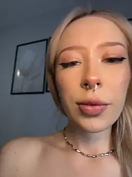 MaryChanXO live sex cam
