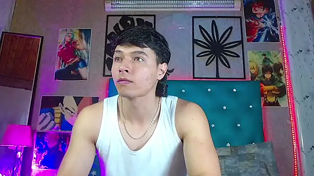 LiamAndrewzz live cam on StripChat