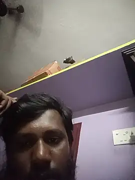 SeamedReliever live cam on StripChat