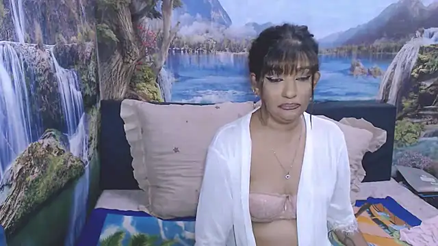 indianaqua live cam on StripChat