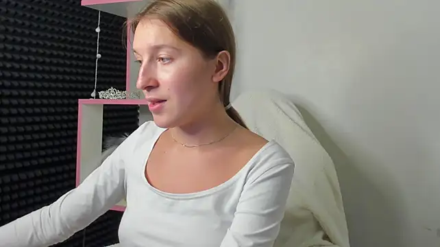 Xenia_paradise live cam on StripChat