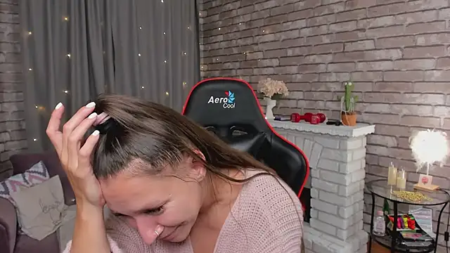 SarahCoksss live cam on StripChat