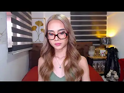 JuicyCockThea live cam on StripChat