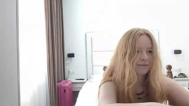 KateVibe_01 live cam on StripChat