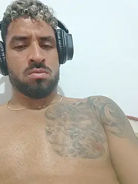 Alexsexygamer live cam on StripChat
