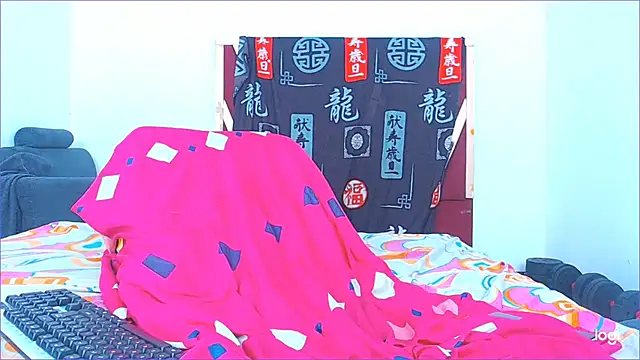 maihton_xx live cam on StripChat