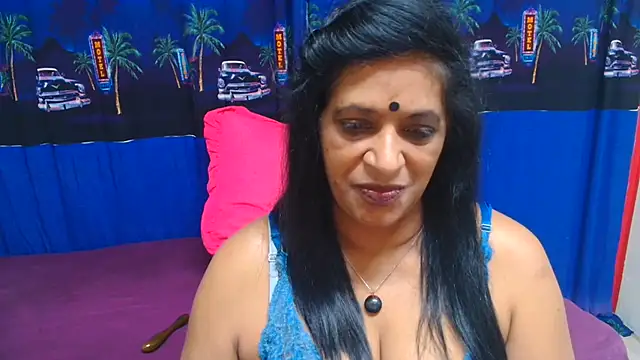 INDIANFUSION live cam on StripChat