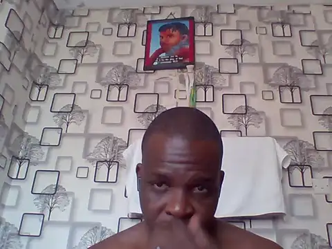 Chumba_001 live cam on StripChat