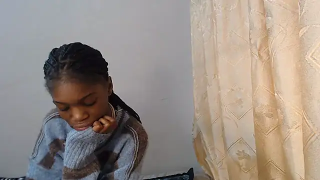 PetiteBarbie_05 live cam on StripChat