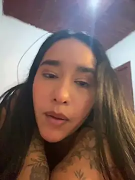 mis-violetha live cam on StripChat