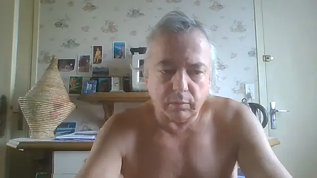 gegevincent5 live cam on StripChat