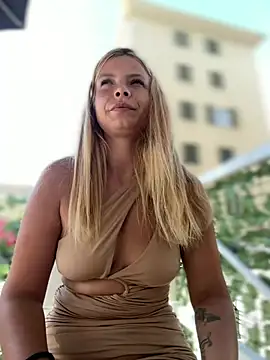 AnastasiaAniess live cam on StripChat