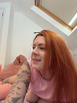 Penny_Bubbles live cam on StripChat