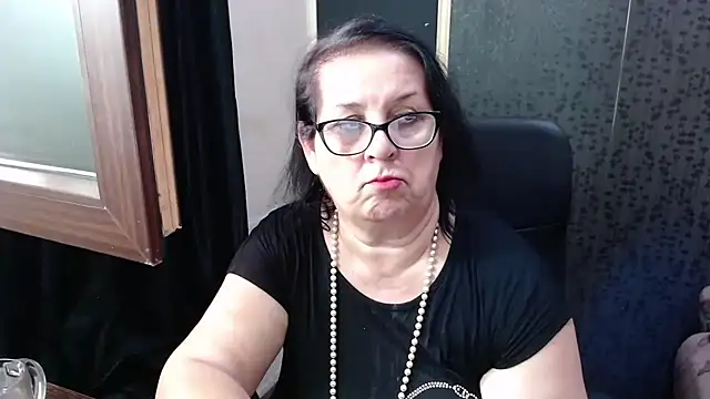 MissSanjanne live cam on StripChat