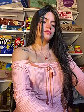 PamelaJonsom_ live cam on StripChat