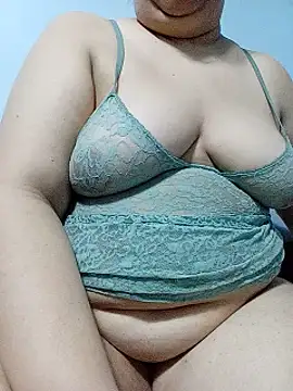Notila-68 live cam on StripChat