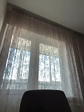 KimEvanss live cam on StripChat