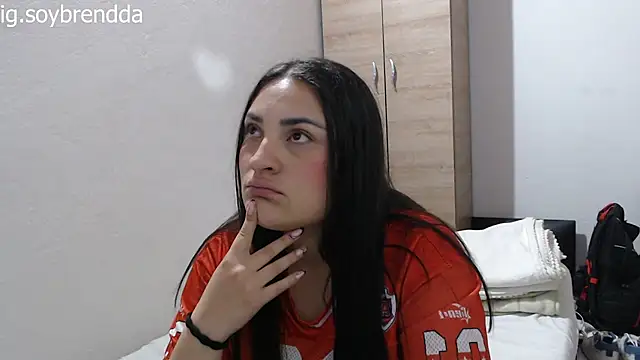 -brendda- live cam on StripChat
