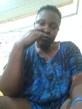 SAVAGE-MELODY live cam on StripChat