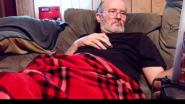 snickers1 live cam on StripChat
