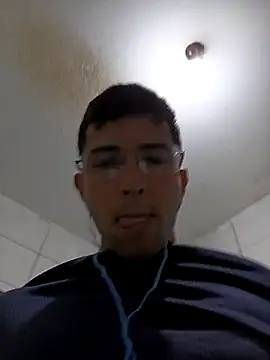 Tchutom live sex cam