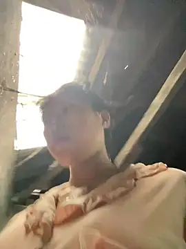 Spying_bird live cam on StripChat