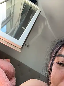 DaianaKimberly live cam on StripChat