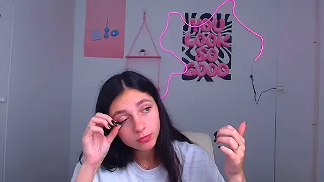 KissMeJulia live cam on StripChat