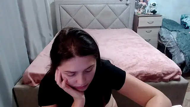 juliettkalen live cam on StripChat