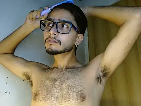 CoralN live cam on StripChat