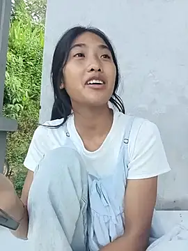 Hoa-tuylip live cam on StripChat