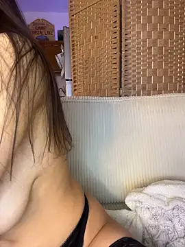 lost_wood19 live cam on StripChat