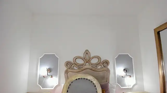 hade_miller live cam on StripChat