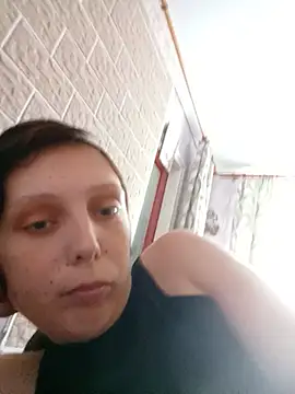 Ponka2011 live cam on StripChat