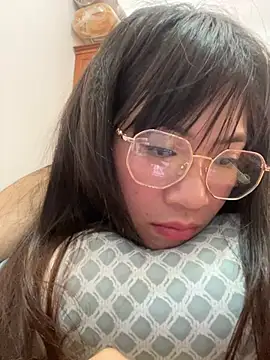 -Lyly_69 live sex cam