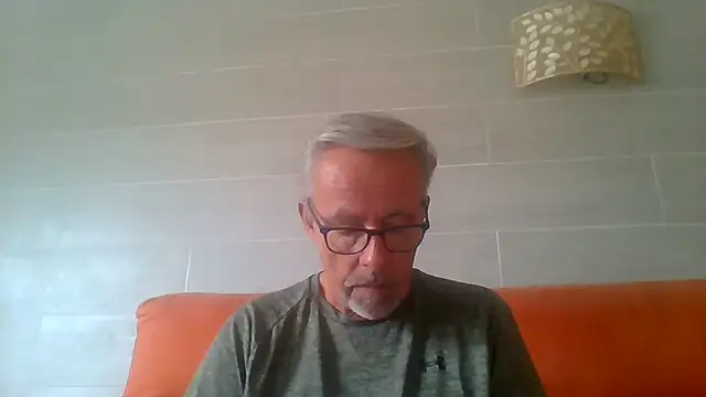 tuggy59 live cam on StripChat