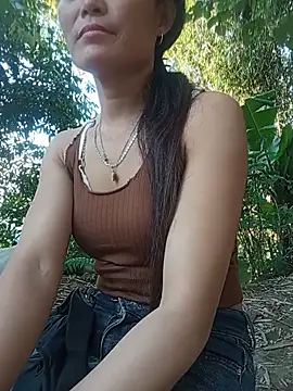 Heryy_xx live cam on StripChat
